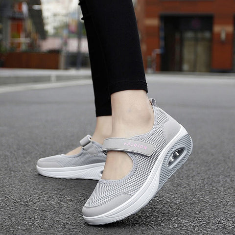 WOMEN’S STRETCHABLE BREATHABLE LIGHTWEIGHT WALKING SHOES